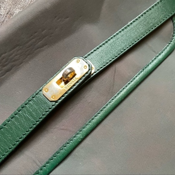 𝅺vintage authentic Moschino gold letter top handle handbag purse satchel couture - Picture 6 of 13